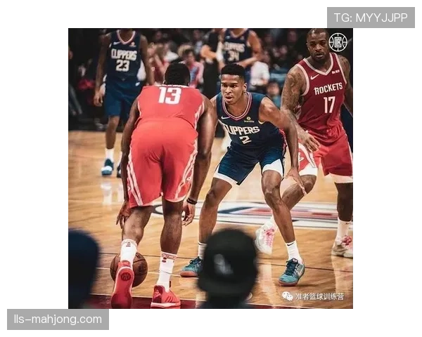 特写：加拿大老将劳伦·张伯伦宣布本赛季后退役，生涯本垒打数定格在287支